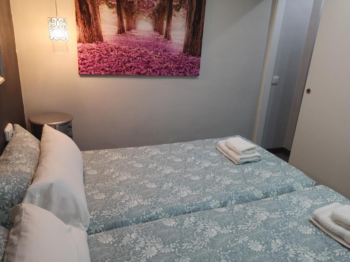 Aparteasy - Eixample Center Barcelona Eksteriør bilde